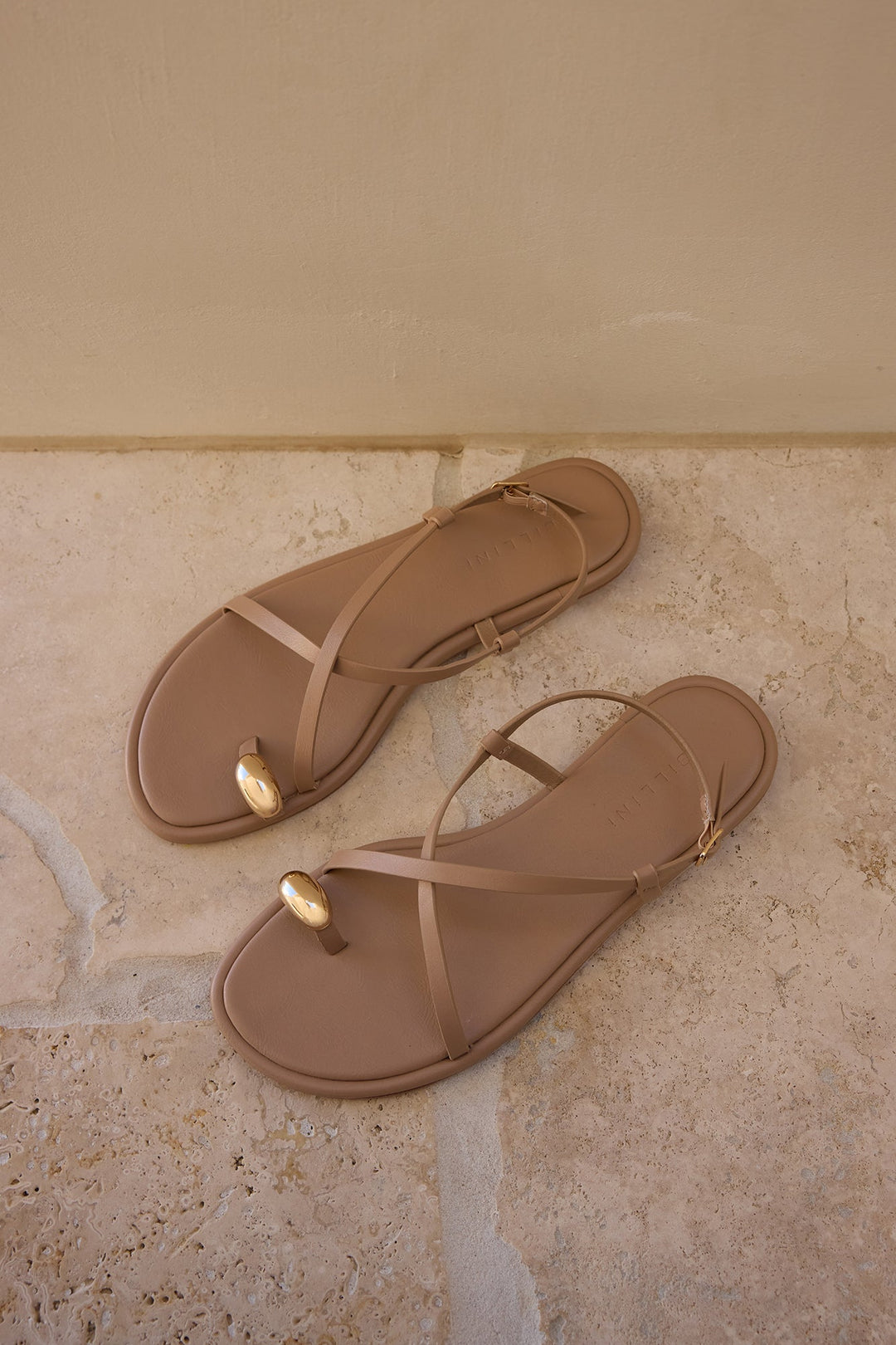 Chandra Sandal Light Cashew