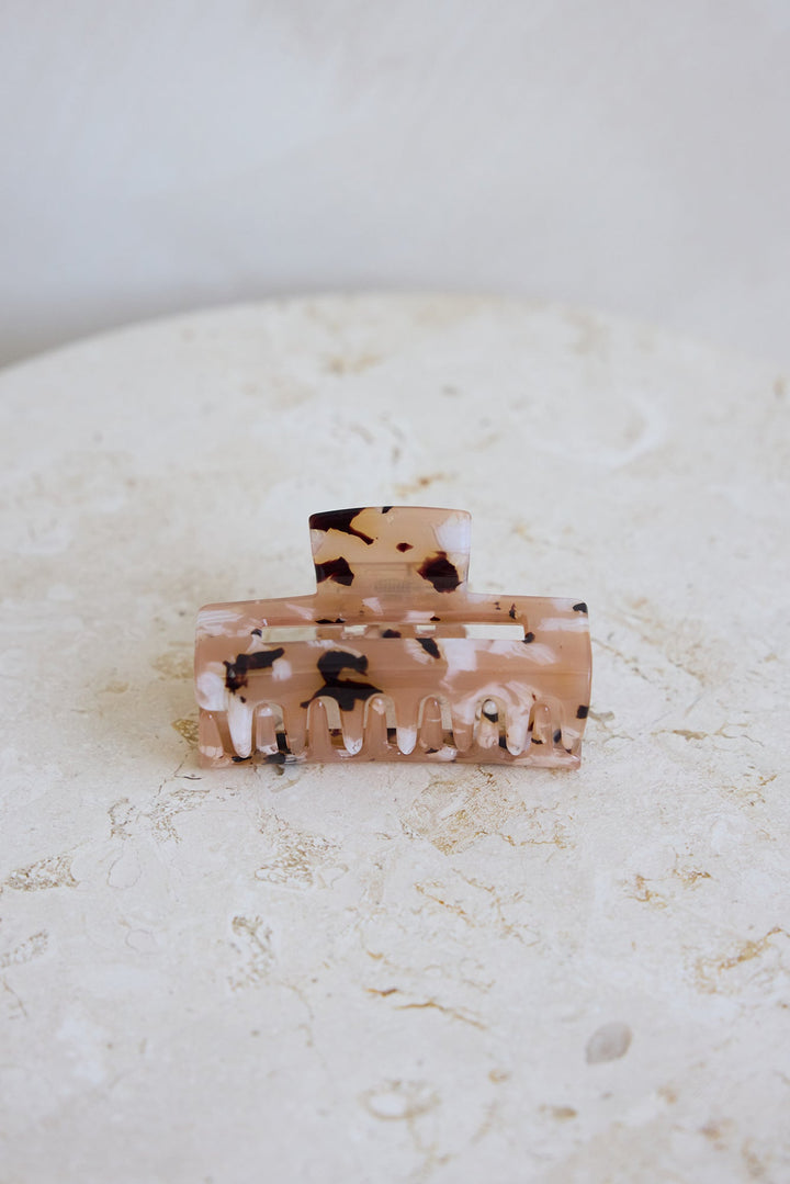 Coconuts Claw Clip Beige